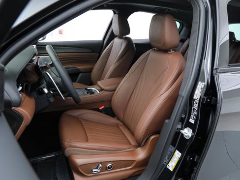 New 2026 Maserati Grecale Modena AWD/4WD image 17