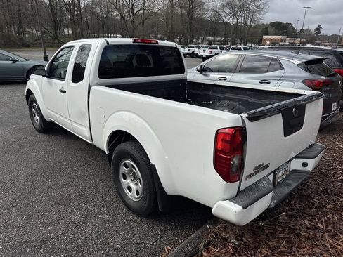 Used 2021 Nissan Frontier S image 5