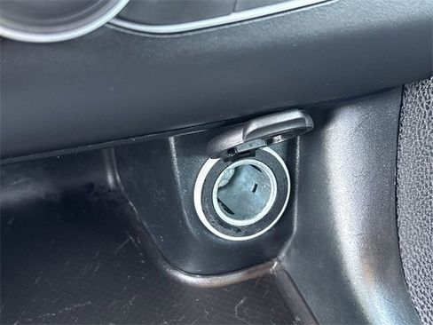 Certified 2023 Dodge Charger SXT image 27