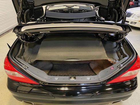 Used 2007 Mercedes-Benz SL 550 image 40