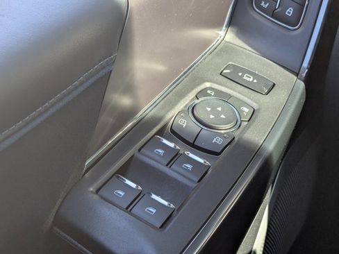 Used 2026 Ford F450 Platinum w/ FX4 Off-Road Package image 25