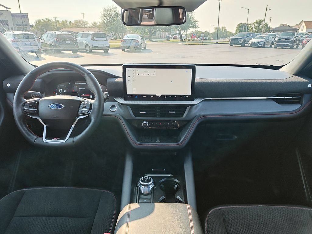Used 2025 Ford Explorer ST AWD/4WD image 15