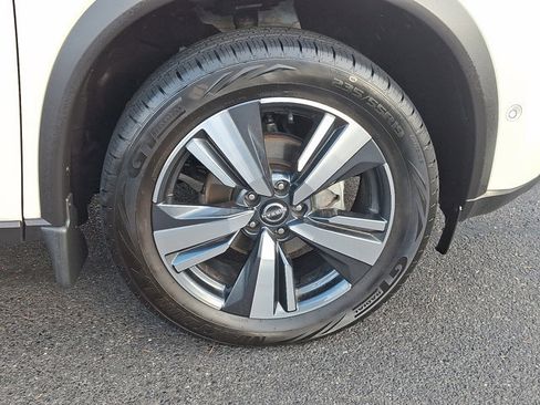 Certified 2023 Nissan Rogue SL w/ SL Premium Package image 8