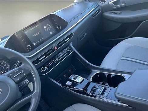 Used 2021 Hyundai Sonata SE image 13