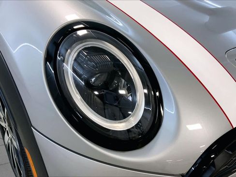 Used 2024 MINI Cooper S FWD image 27