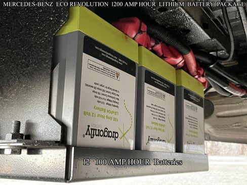 Used 2024 Mercedes-Benz Sprinter 3500 image 39