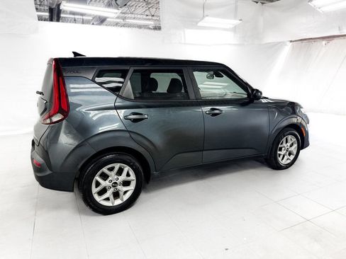 Used 2020 Kia Soul S FWD image 7