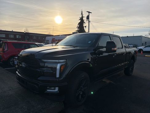 Used 2024 Ford F150 Platinum w/ FX4 Off-Road Package image 1