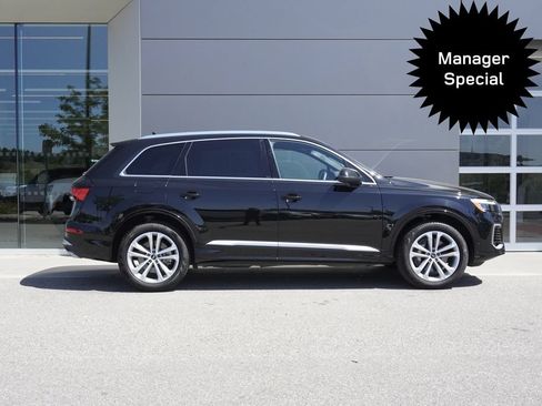 Used 2025 Audi Q7 3.0T Premium Plus AWD/4WD image 7