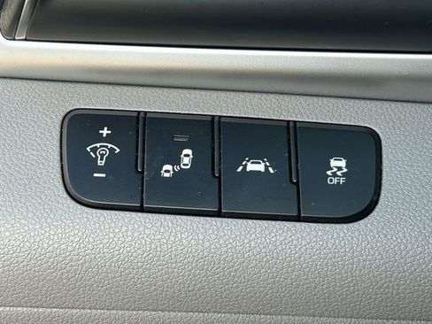 Used 2019 Hyundai Elantra SEL image 20