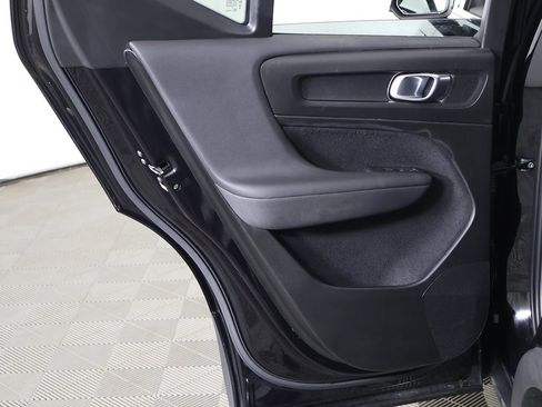 Used 2023 Volvo XC40 B5 Plus w/ Protection Package Premier image 28