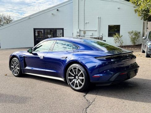 Used 2022 Porsche Taycan 4S image 4