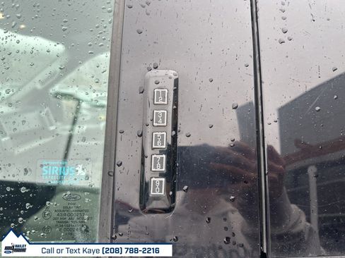 Used 2016 Ford F150 XLT image 14