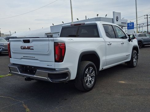 Used 2025 GMC Sierra 1500 SLT AWD/4WD image 7