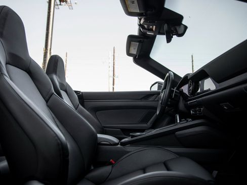 Used 2023 Porsche 911 Carrera 4 GTS image 36