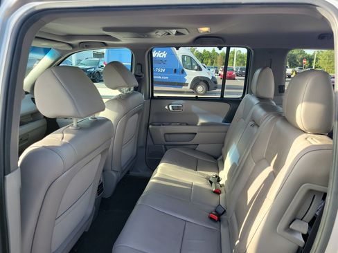 Used 2013 Honda Pilot Touring image 27