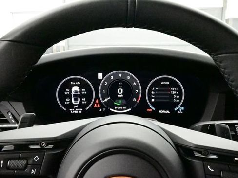 Certified 2026 Porsche 911 Targa 4 GTS AWD/4WD image 9