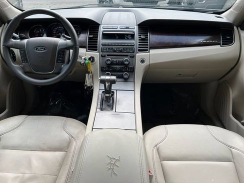Used 2012 Ford Taurus SEL FWD image 22
