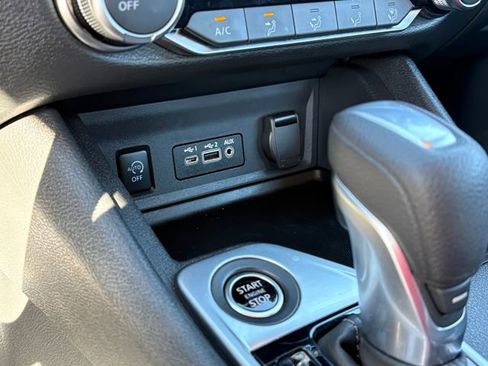 Used 2025 Nissan Sentra SV FWD image 23
