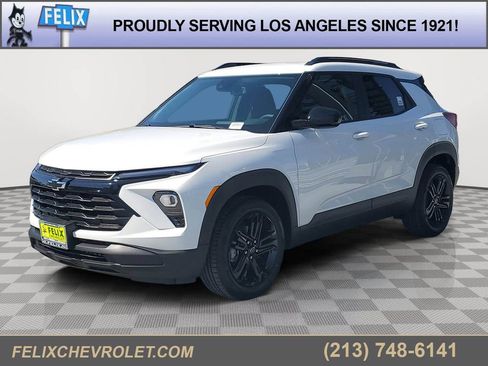 New 2026 Chevrolet TrailBlazer LT w/ Convenience Package FWD image 1