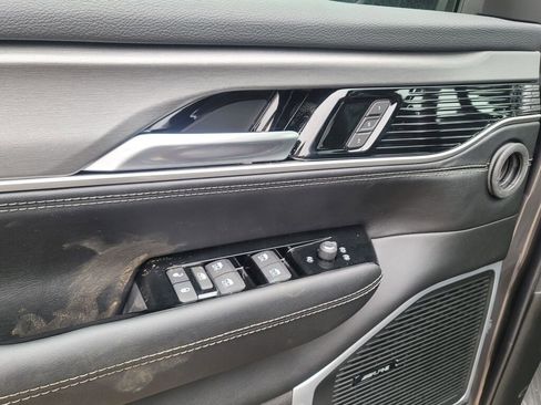 New 2026 Jeep Grand Wagoneer L image 23