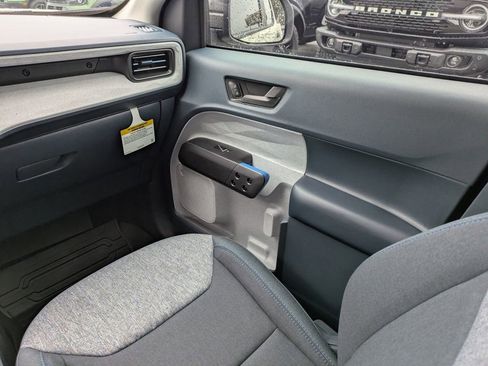 New 2025 Ford Maverick XLT image 18