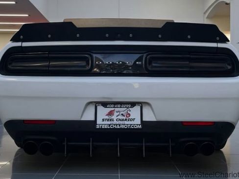 Used 2019 Dodge Challenger R/T Scat Pack w/ Widebody Package image 5