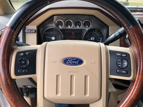 Used 2011 Ford F250 King Ranch w/ FX4 Off Road Pkg image 40