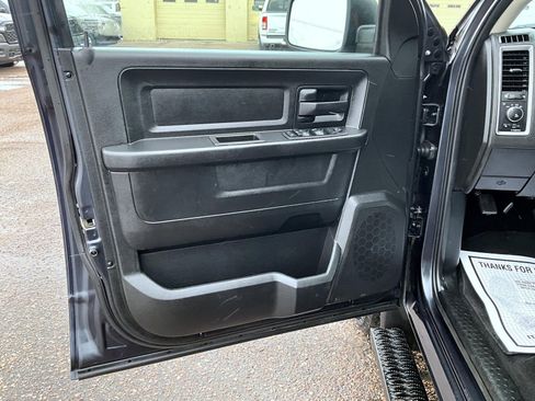 Certified 2019 RAM 1500 Express w/ Express Value Package image 10