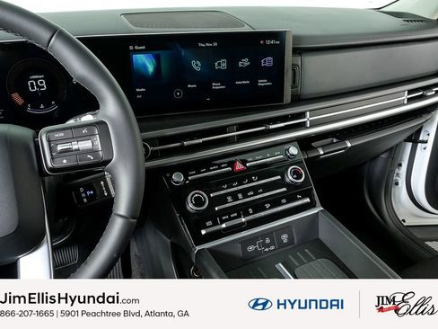 Certified 2026 Hyundai Santa Fe SE image 13