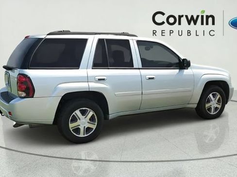Used 2007 Chevrolet TrailBlazer LT AWD/4WD image 6