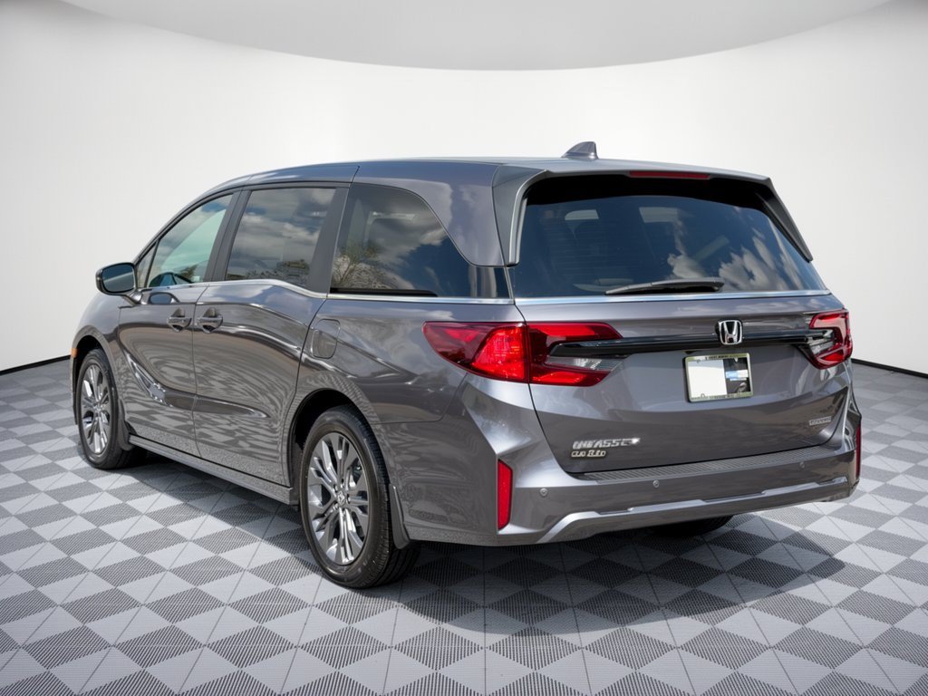 New 2027 Honda Odyssey Touring image 3