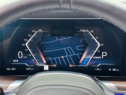 Used 2023 BMW i7 xDrive60 image 18