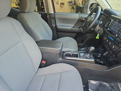 Used 2023 Toyota Tacoma SR AWD/4WD image 10