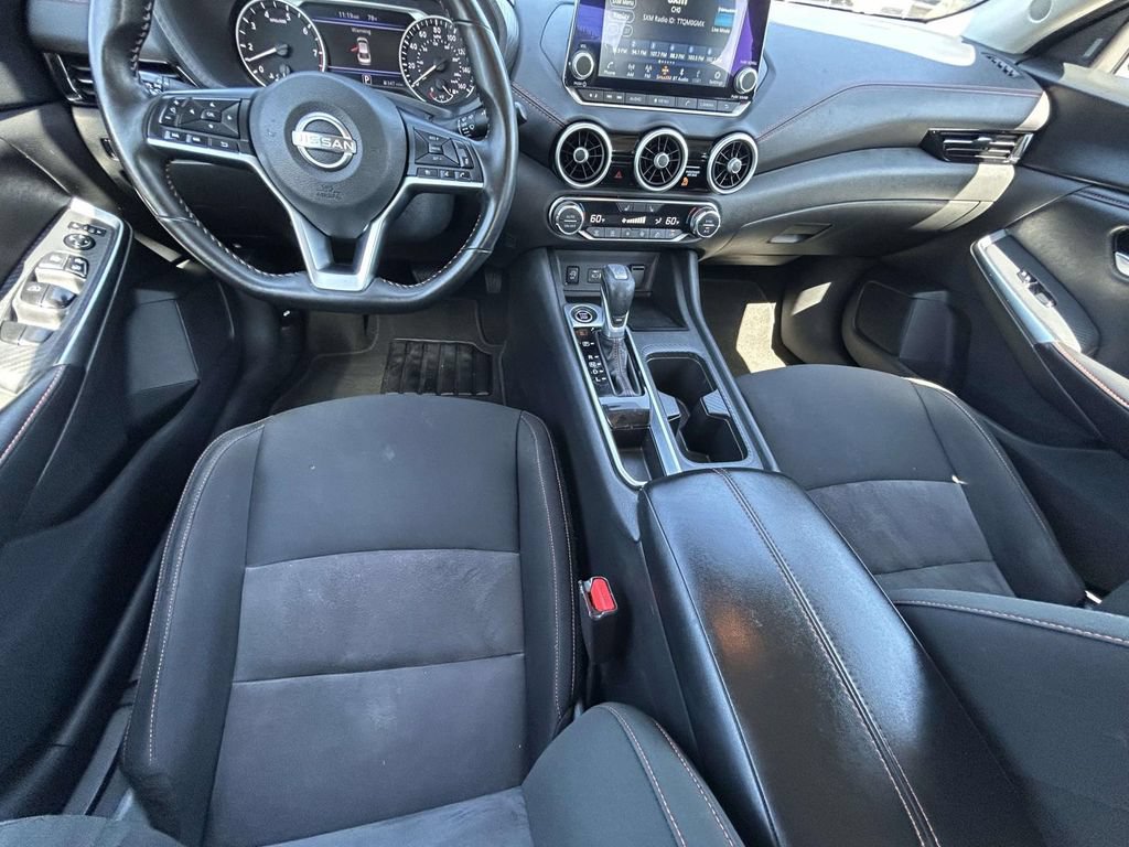Used 2025 Nissan Sentra SR FWD image 18