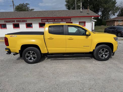 Used 2015 Chevrolet Colorado Z71 AWD/4WD image 3