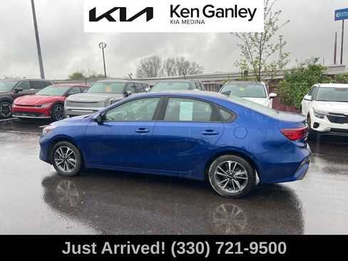 Certified 2024 Kia Forte LXS FWD image 8