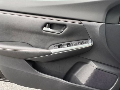 Used 2022 Nissan Sentra SR FWD image 10