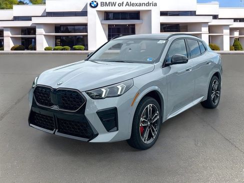 New 2026 BMW X2 xDrive28i w/ Technology Package AWD/4WD image 1