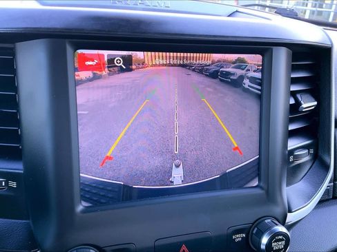 Used 2023 RAM 2500 Big Horn w/ Level 1 Equipment Group image 27