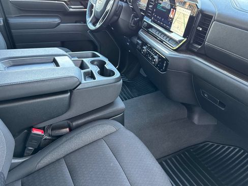 Certified 2025 Chevrolet Silverado 2500 LT w/ Convenience Package AWD/4WD image 16
