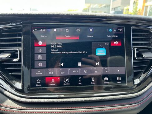 Certified 2023 Dodge Durango R/T AWD/4WD image 12