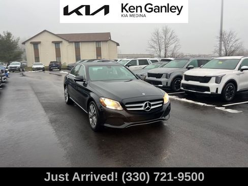 Used 2018 Mercedes-Benz C 300 C 300 image 3