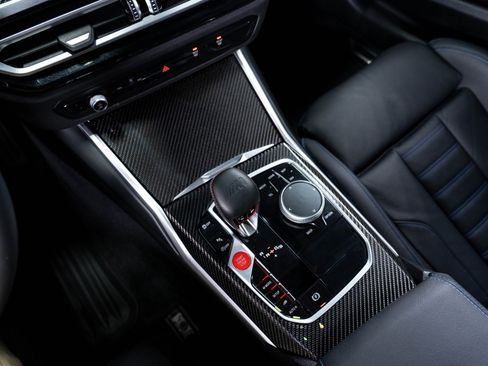 Used 2024 BMW M2 w/ Lighting Package image 47