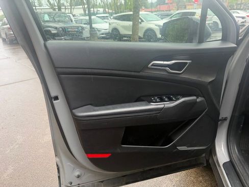 Used 2023 Kia Sportage X-Line w/ X-Line Premium Package AWD/4WD image 10