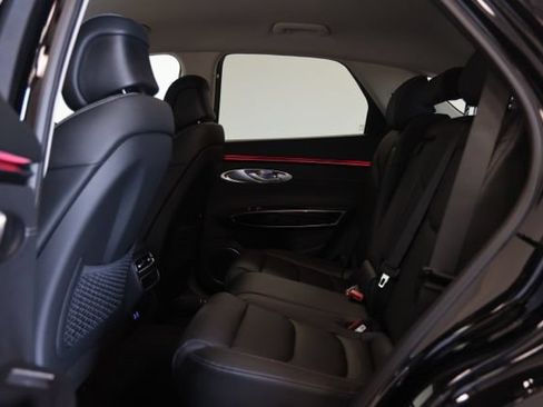 New 2026 Genesis GV70 2.5T AWD/4WD image 31