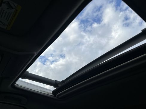 Used 2018 Nissan Frontier PRO-4X w/ Pro-4x Luxury Package image 31