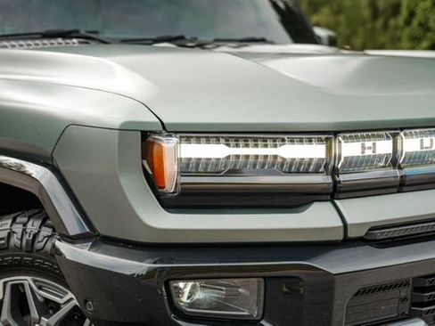 Used 2024 GMC Hummer EV 3X AWD/4WD image 8
