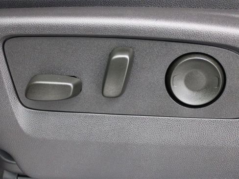 Used 2025 GMC Sierra 3500 AT4 image 22