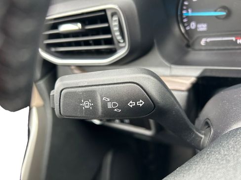 Used 2023 Ford Explorer Limited w/ Equipment Group 301A AWD/4WD image 22